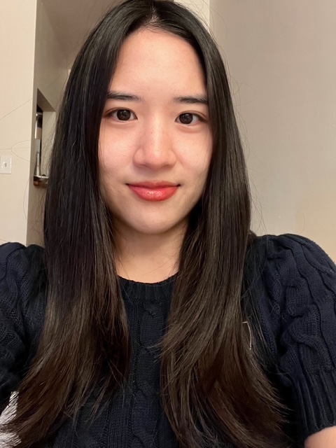 Gloria  Pham